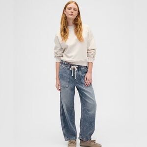 GAP mid-rise super soft barrel jeans